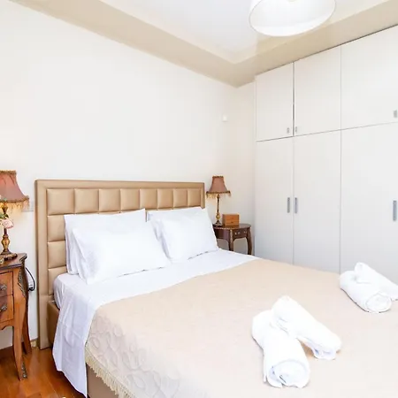 Azure Kanoni Villa *