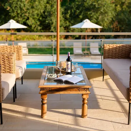 Azure Kanoni Villa *